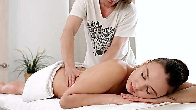 Spicy female turns massage therapy into genuine sex fantasy
