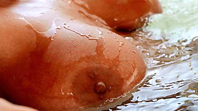 Amazing porn in the tub with the big ass mommy