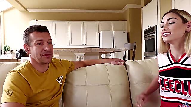 Cheerleader Delilah Day gets fucked in doggy style