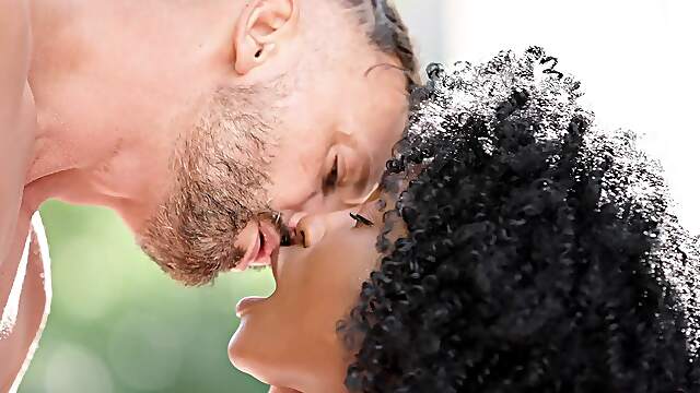 Nicole Kitt enjoys outdoor sex with her boyfriend