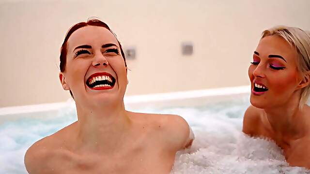 Fetish bathroom fun with Charli Red and Ann Kiray