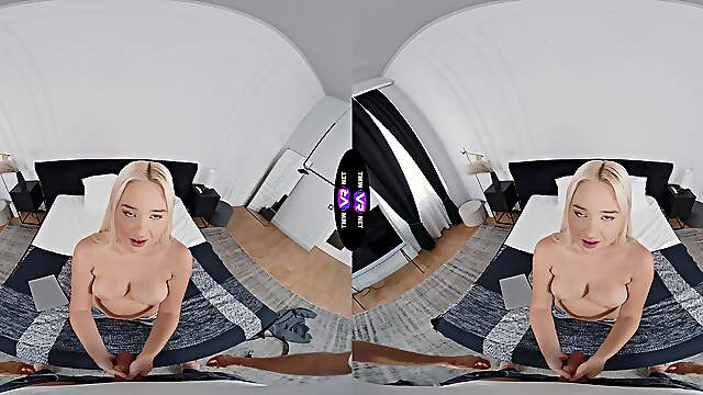 Hot Jessie Ames rides cock in reverse cowgirl position