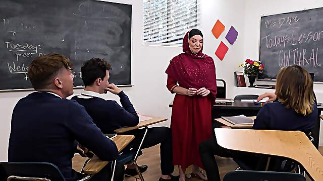 Kikis massive melons get ganged up on in a raunchy reality bash