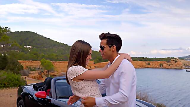 Vika & Alberto's wild outdoors romp: Doggie-style, small tit babe