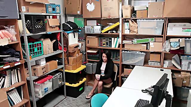 Blonde bombshells Chad & Isabella indulge in a steamy workplace rendezvous