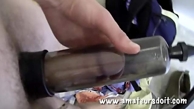 Nerd tries out his new penis pump